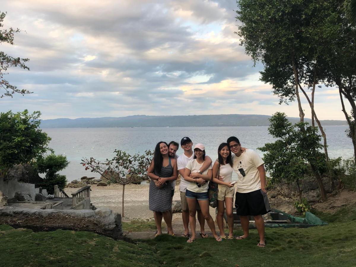 Wuthering Heights Bed & Breakfast By The Sea Dumaguete City Экстерьер фото