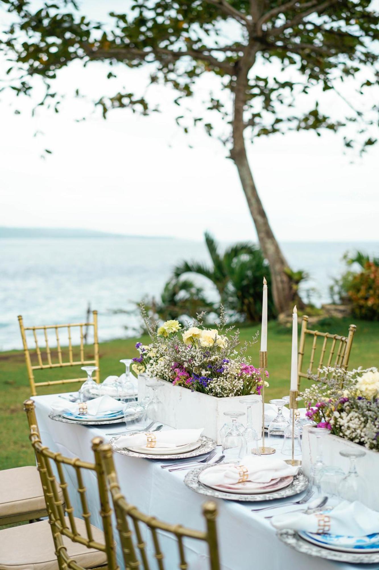 Wuthering Heights Bed & Breakfast By The Sea Dumaguete City Экстерьер фото