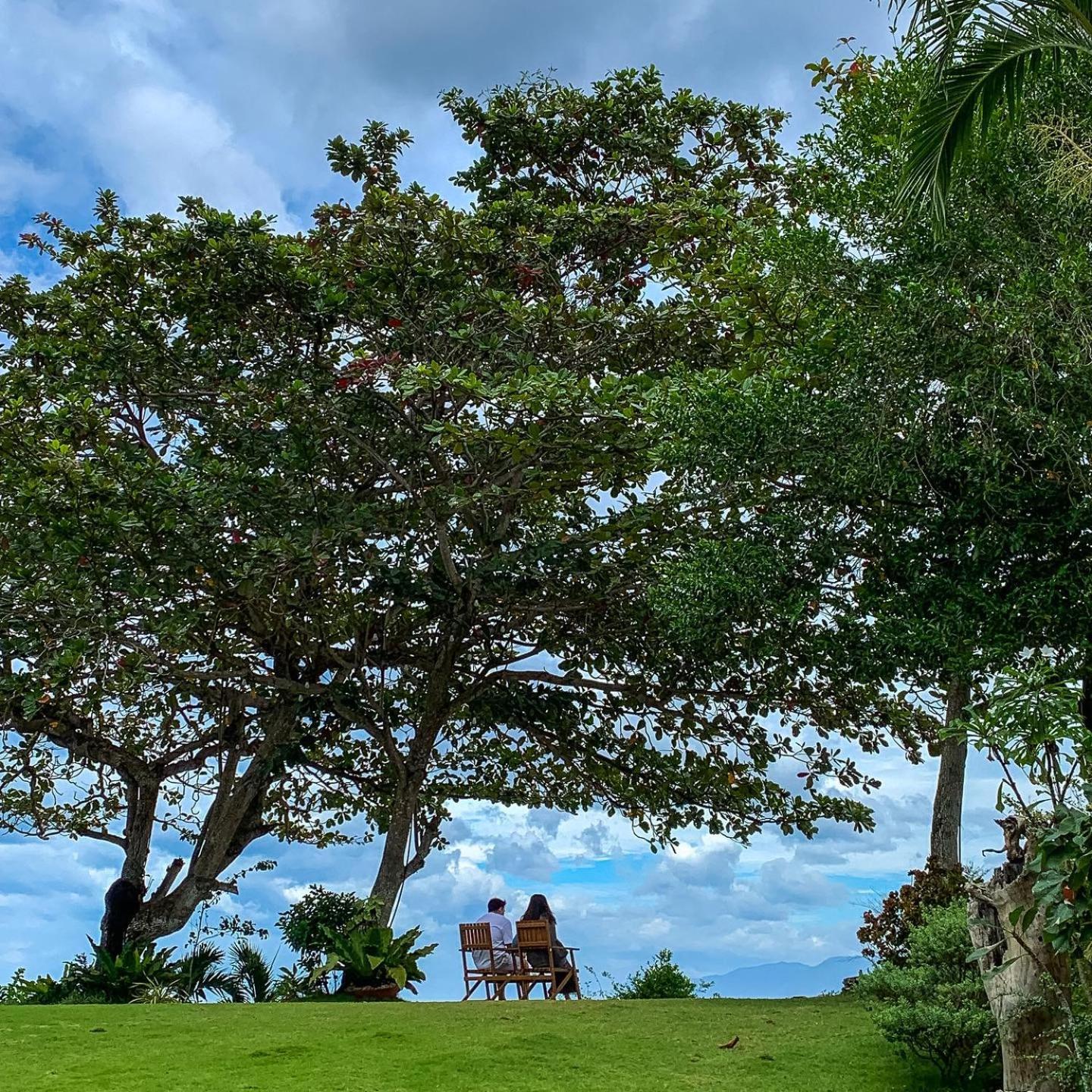 Wuthering Heights Bed & Breakfast By The Sea Dumaguete City Экстерьер фото